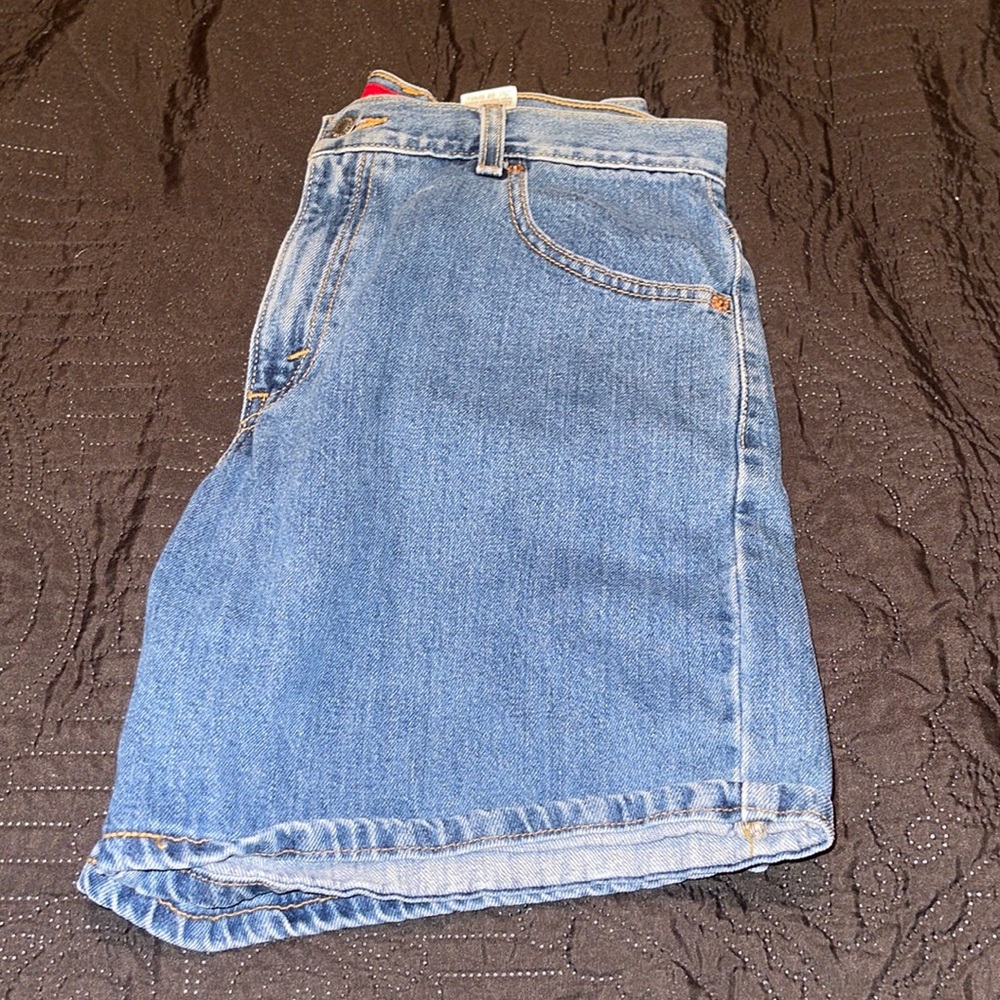 VINTAGE LEVIS JEAN SHORTS